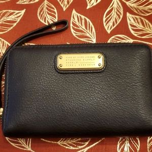 Marc Jacobs wrisklet wallet